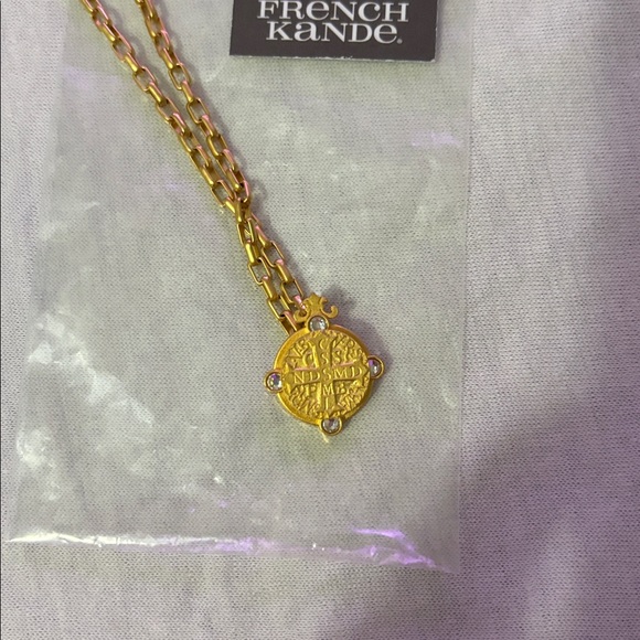 French Kande Lorie Necklace - Picture 4 of 7